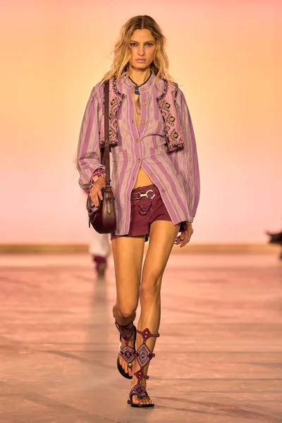 Look 42